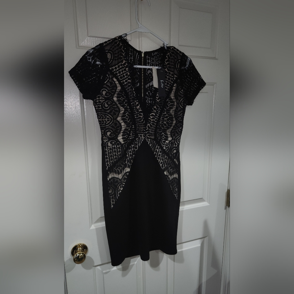 NWT !! MINI DRESS ! - Picture 1 of 3